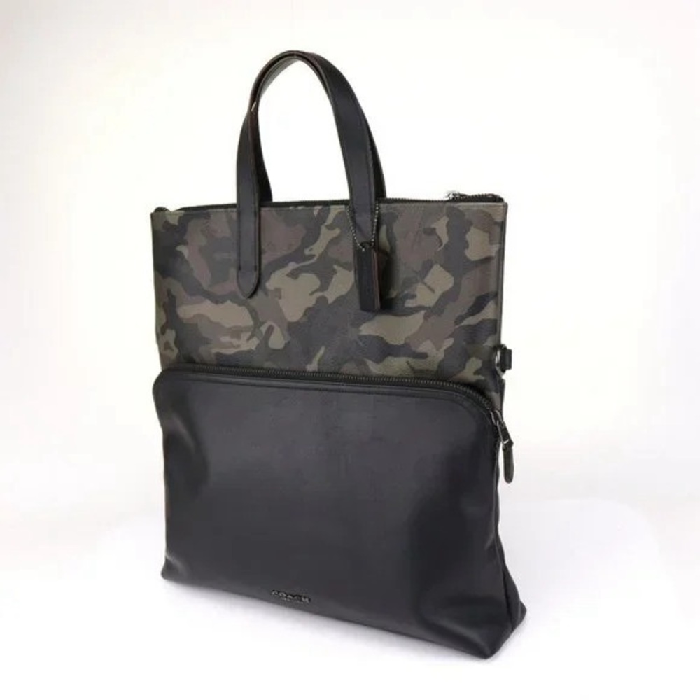 New never used Coach Charles Foldover messenger bag in camo